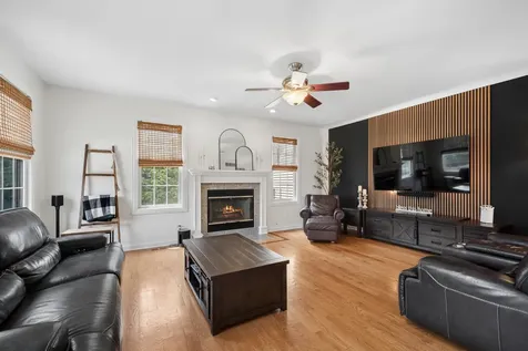 5235 Greenshire Circle Lake In The Hills IL 60156