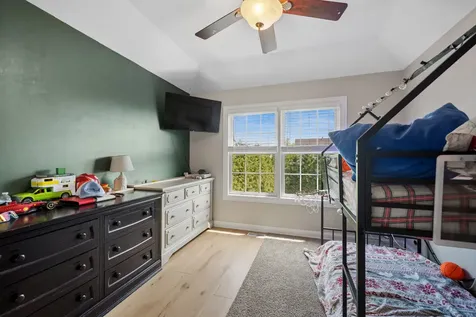 5235 Greenshire Circle Lake In The Hills IL 60156