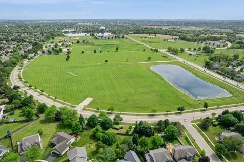 5235 Greenshire Circle Lake In The Hills IL 60156