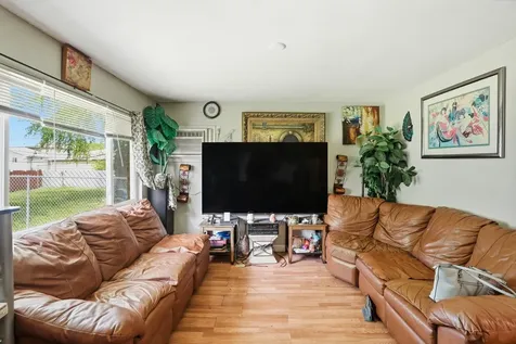 808 Mackinaw Avenue Calumet City IL 60409