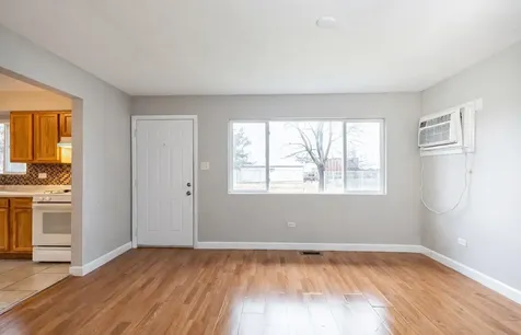 808 Mackinaw Avenue Calumet City IL 60409