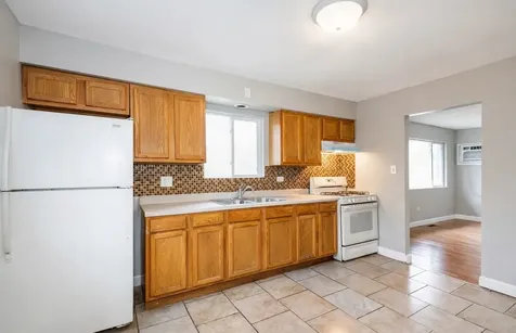 808 Mackinaw Avenue Calumet City IL 60409