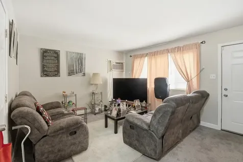 808 Mackinaw Avenue Calumet City IL 60409