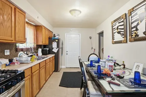 808 Mackinaw Avenue Calumet City IL 60409
