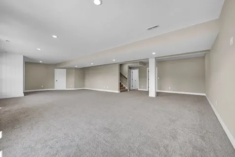 19889 Jared Drive Bloomington IL 61705