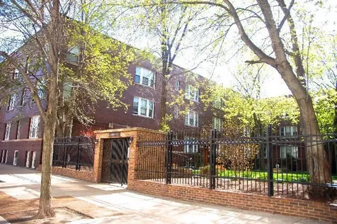 4714 North Racine Avenue Chicago IL 60640