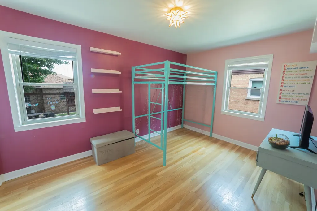 11258 South Albany Avenue Chicago IL 60655