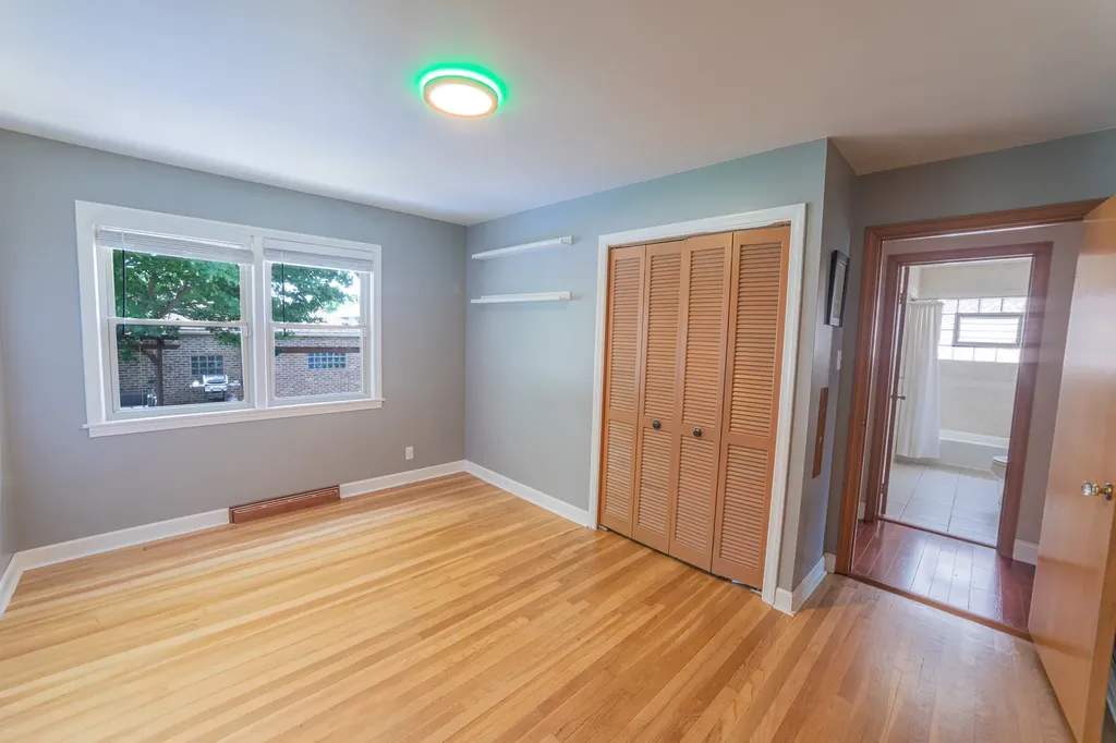 11258 South Albany Avenue Chicago IL 60655