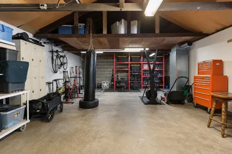 11258 South Albany Avenue Chicago IL 60655