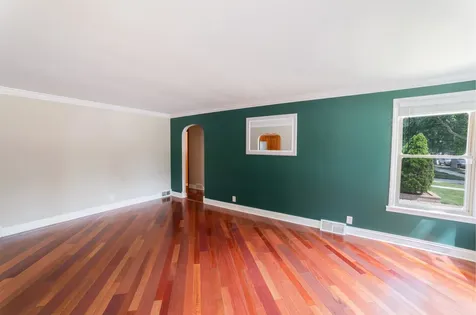 11258 South Albany Avenue Chicago IL 60655