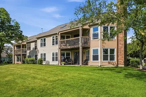 489 Banyan Tree Lane Buffalo Grove IL 60089