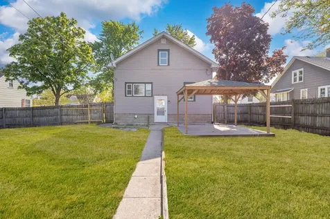 18318 Ada Street Lansing IL 60438