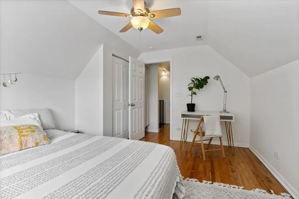 2735 North Ridgeway Avenue Chicago IL 60647