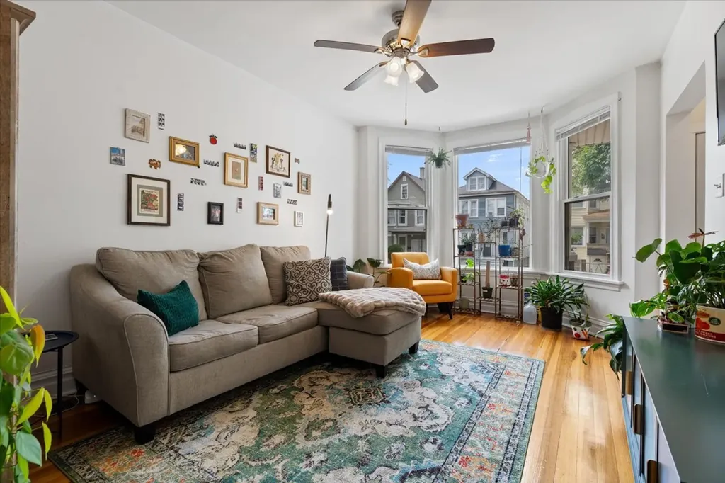 2735 North Ridgeway Avenue Chicago IL 60647