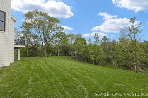 835 Avon Court Glen Ellyn IL 60137