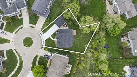835 Avon Court Glen Ellyn IL 60137