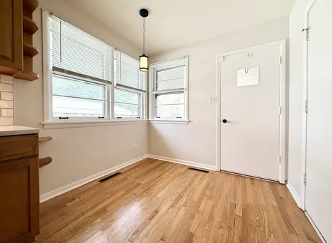 7303 North Kedvale Avenue Lincolnwood IL 60712