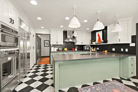 664 Fairway Lane Frankfort IL 60423