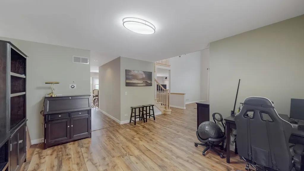 3527 Hobbes Drive Naperville IL 60564