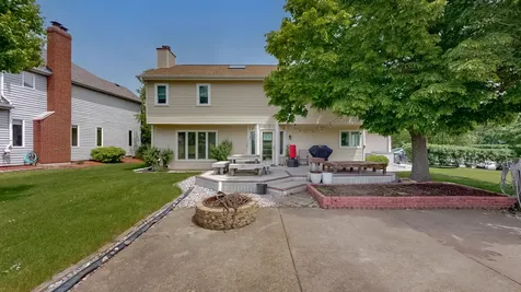 3527 Hobbes Drive Naperville IL 60564