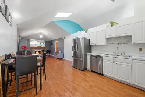 322 Central Avenue Matteson IL 60443