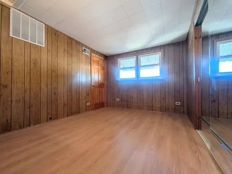 5355 North Central Avenue Chicago IL 60630