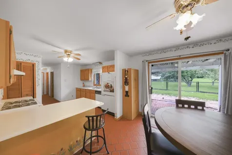 109 Selma Street Utica IL 61373