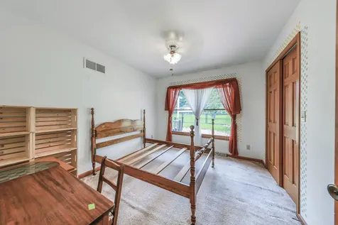 109 Selma Street Utica IL 61373