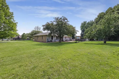 109 Selma Street Utica IL 61373