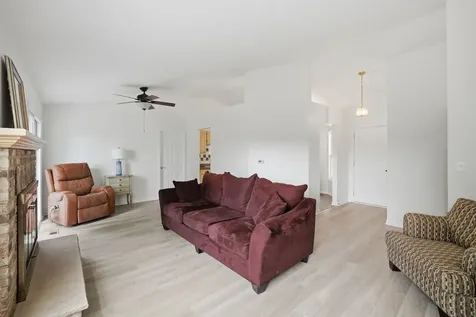 216 Magnolia Drive North Aurora IL 60542