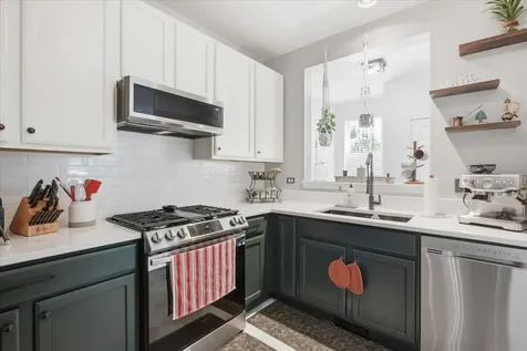 3097 Falling Waters Lane Lindenhurst IL 60046