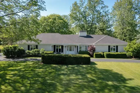 1812 Prestwick Drive Inverness IL 60067