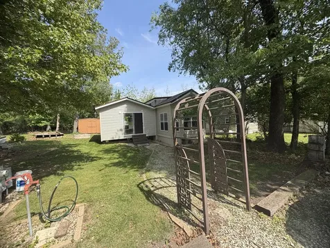 19-63/64 Woodhaven Lakes Sublette IL 61367