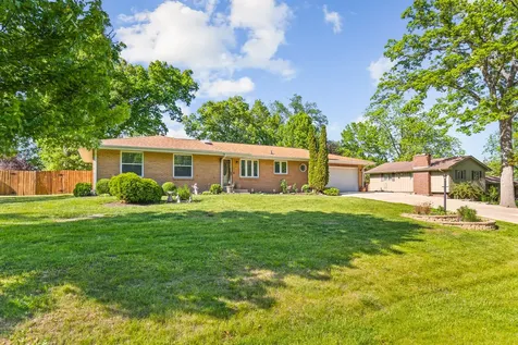 7632 Larwinn Drive Rockford IL 61107