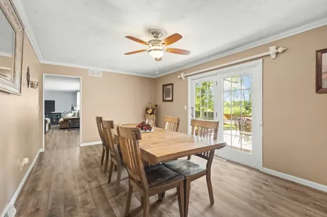 7632 Larwinn Drive Rockford IL 61107