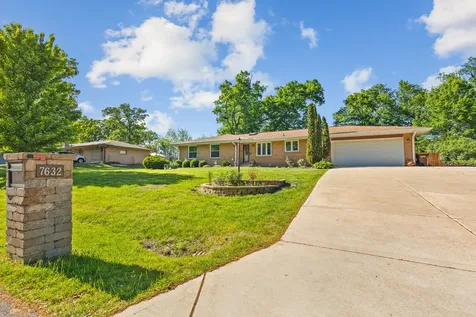 7632 Larwinn Drive Rockford IL 61107
