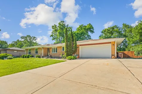 7632 Larwinn Drive Rockford IL 61107