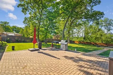 7632 Larwinn Drive Rockford IL 61107