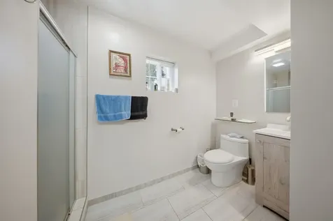 824 Oakton Avenue Romeoville IL 60446