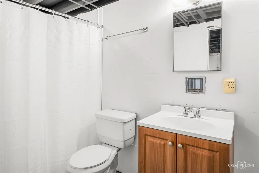 1732 Roanoak Avenue Aurora IL 60506