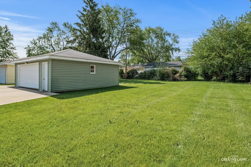 1732 Roanoak Avenue Aurora IL 60506