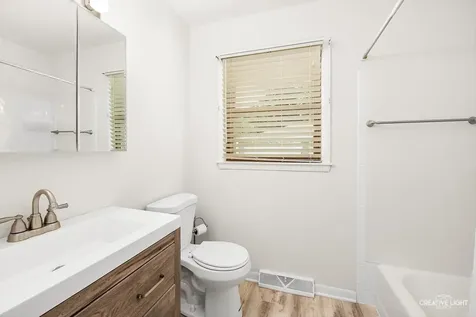 1732 Roanoak Avenue Aurora IL 60506