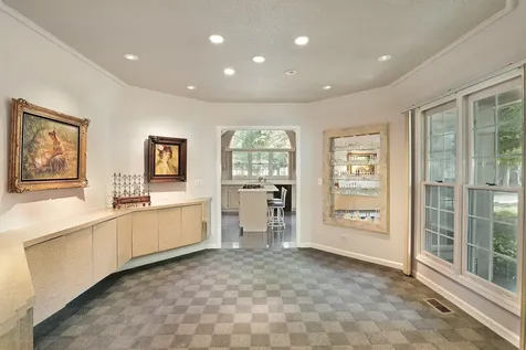 301 Princeton Lane Glenview IL 60026