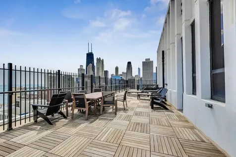 1230 North State Parkway Chicago IL 60610