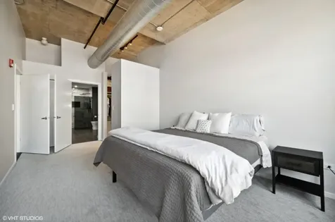 933 West Van Buren Street Chicago IL 60607