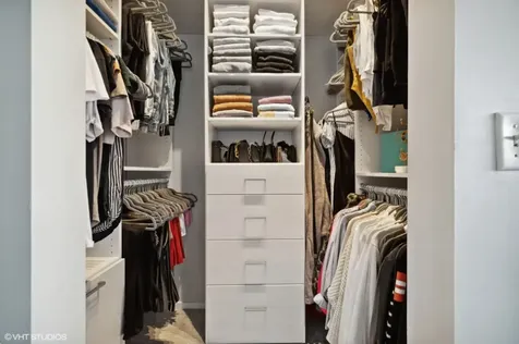 933 West Van Buren Street Chicago IL 60607