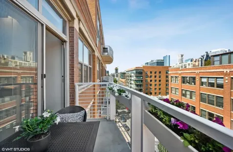 933 West Van Buren Street Chicago IL 60607