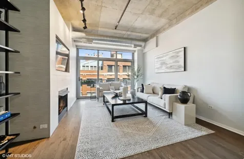 933 West Van Buren Street Chicago IL 60607