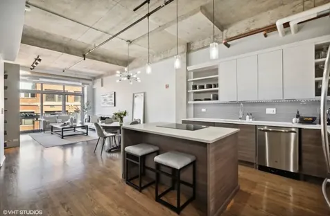 933 West Van Buren Street Chicago IL 60607