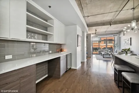 933 West Van Buren Street Chicago IL 60607
